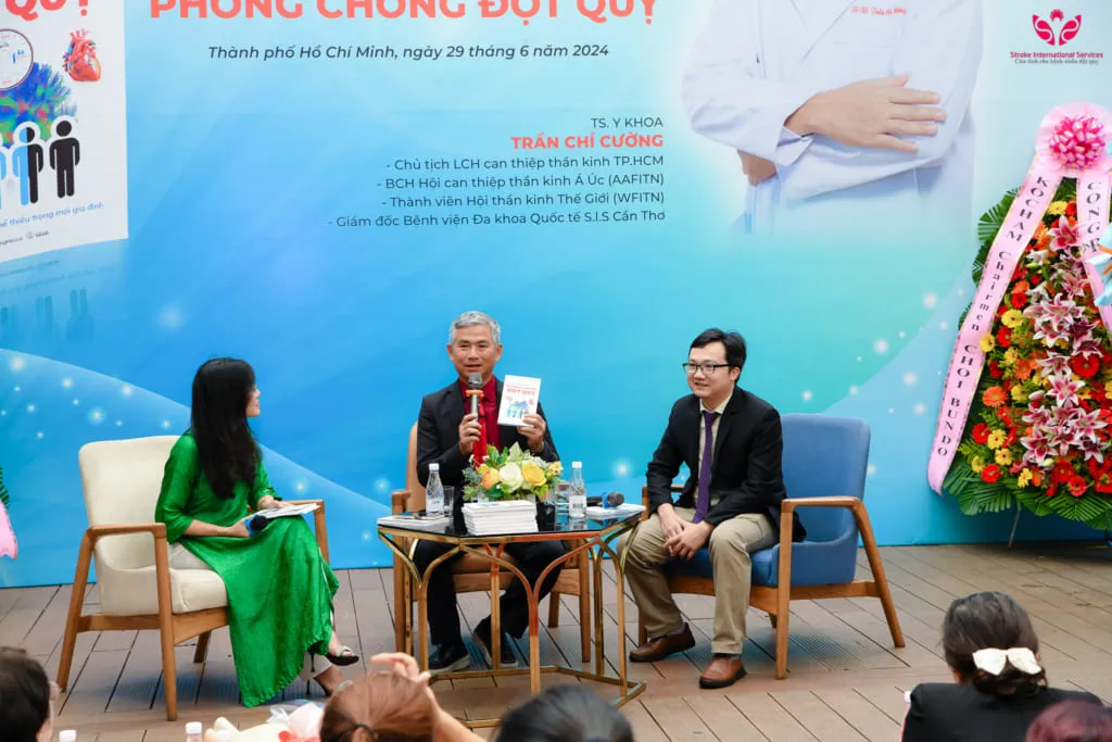 TS.BS Trần Chí Cường chia sẻ về tầm quan trọng của cẩm nang sức khỏe phòng chống đột quỵ