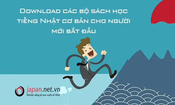 Hai cuốn sách tiếng Nhật cơ bản và bút trên bàn học