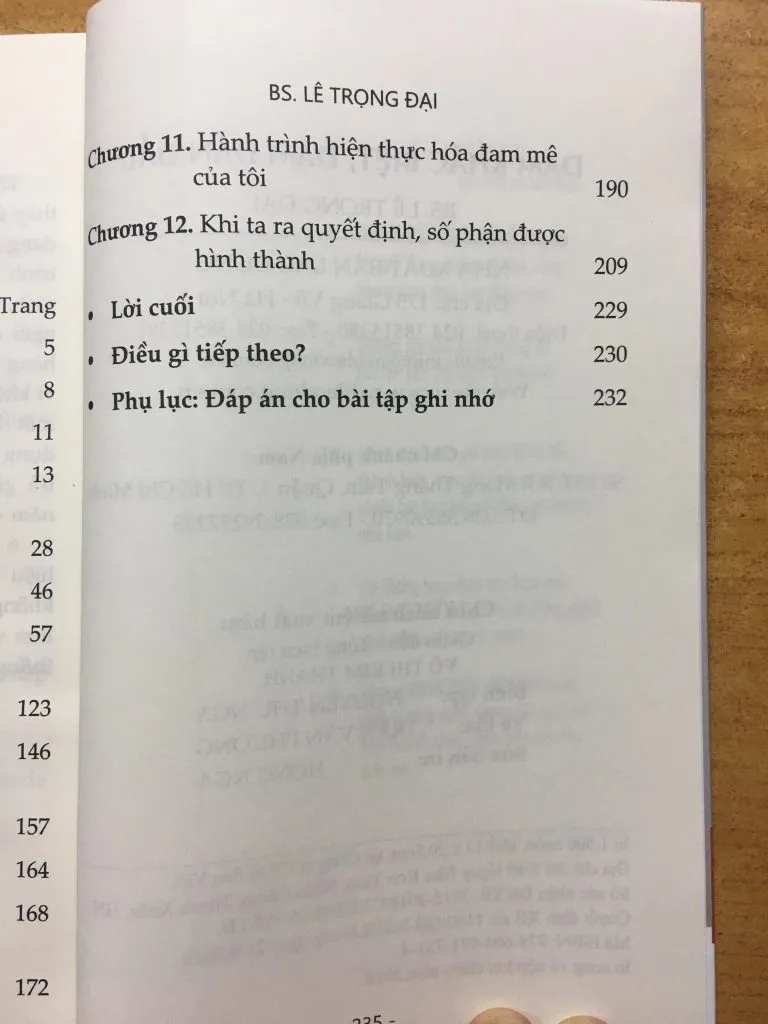 Tác giả Lê Trọng Đại ký tặng sách Dám Khác Biệt Dám Dẫn Đầu