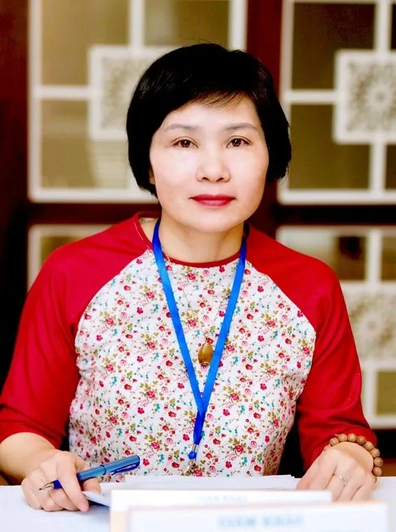 PGS TS Đỗ Thị Thu Hằng nhận định về chiến lược đón đầu xu hướng của tuần báo