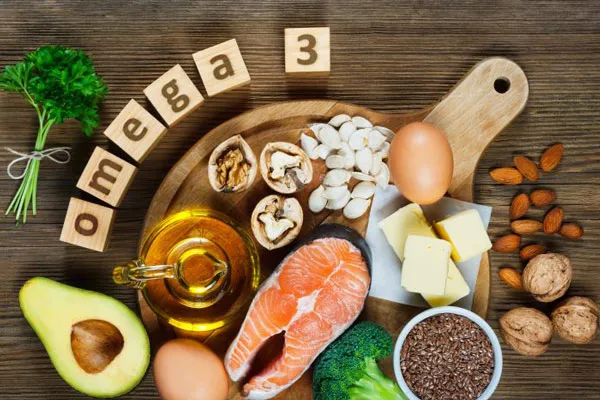 Bổ sung thường xuyên các thực phẩm giàu Omega 3 giúp con thông minh từ trong bụng mẹ.