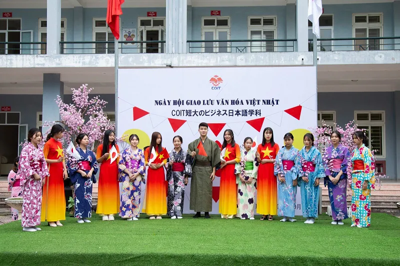 Hoạt động giao lưu văn hóa Việt Nam Nhật Bản làm phong phú bản sắc dân tộc