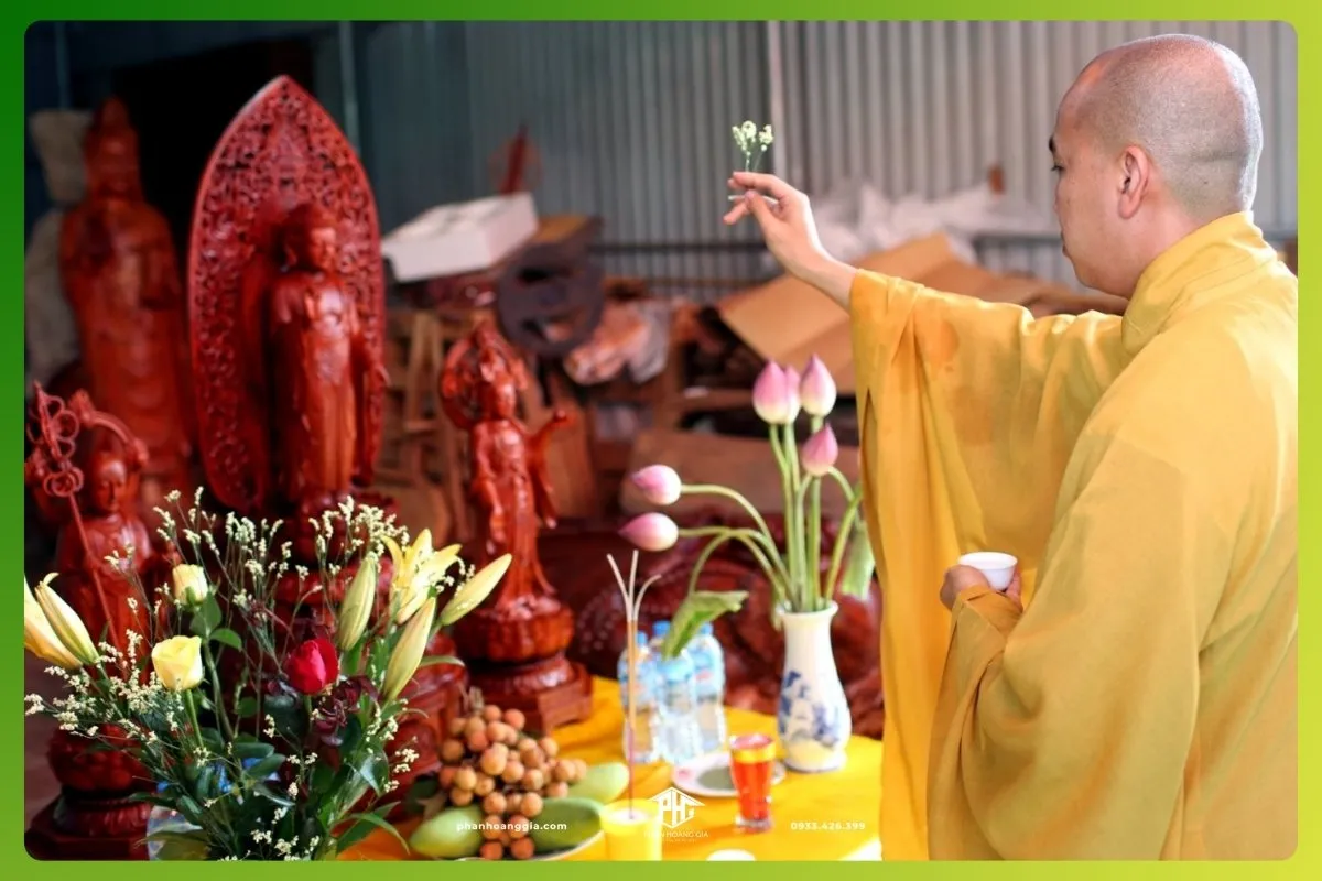 Lễ khai quang điểm nhãn cho tượng Phật và vật phẩm phong thủy