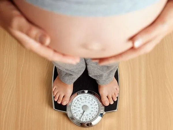 Mẹ bầu nên tăng cân vừa phải để có một thai kỳ khỏe mạnh.