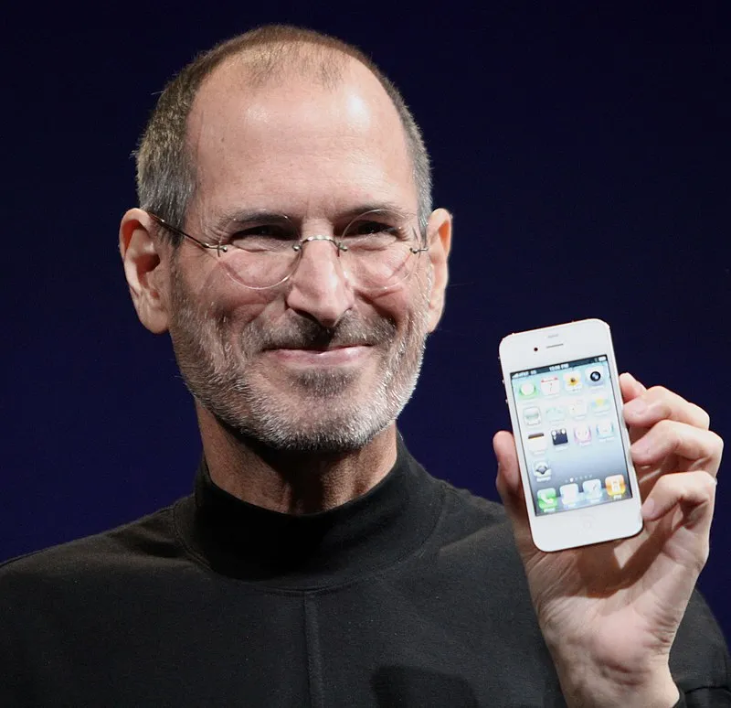 Steve Jobs và quan điểm sáng tạo là kết nối mọi thứ